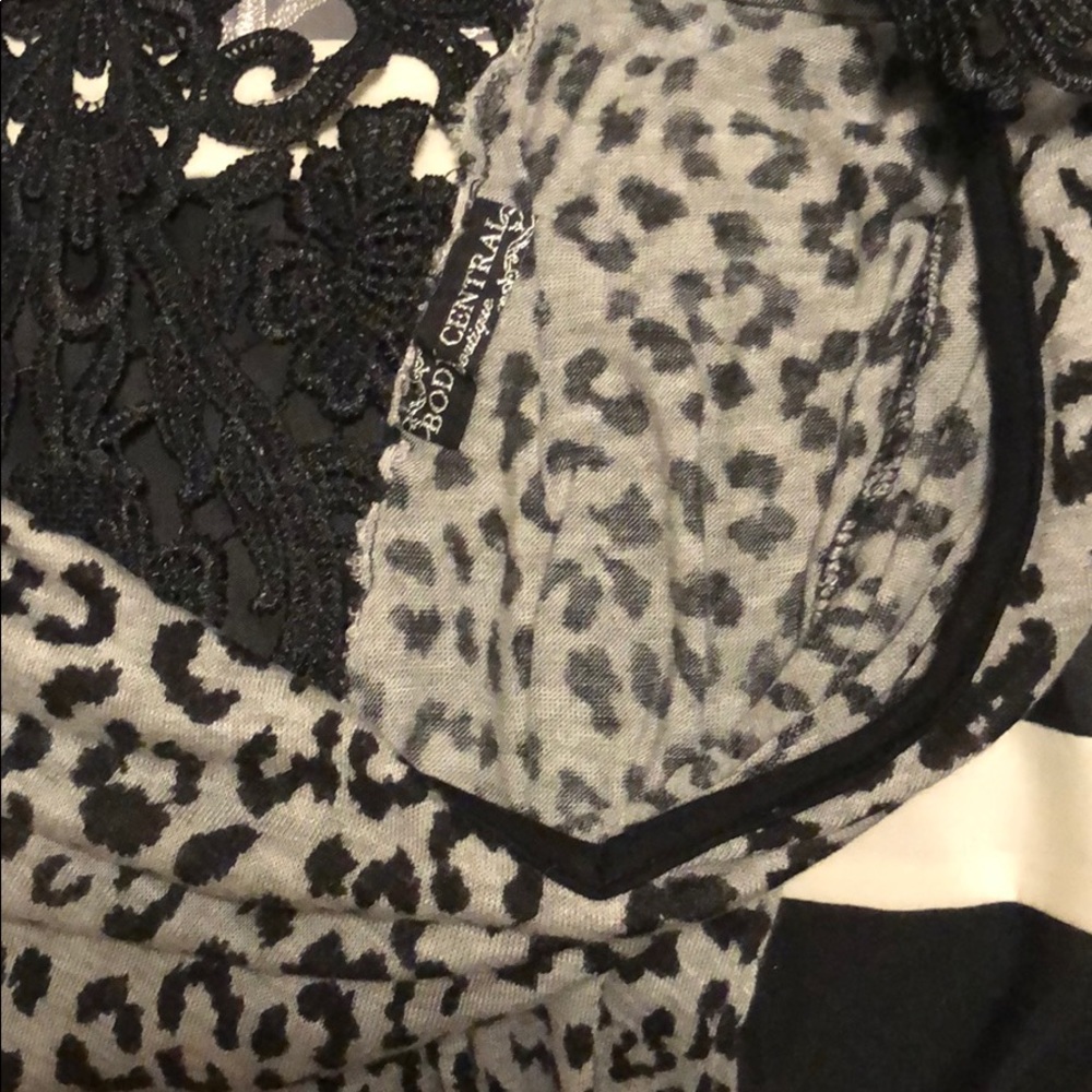 Shirt - Picture 3 of 3